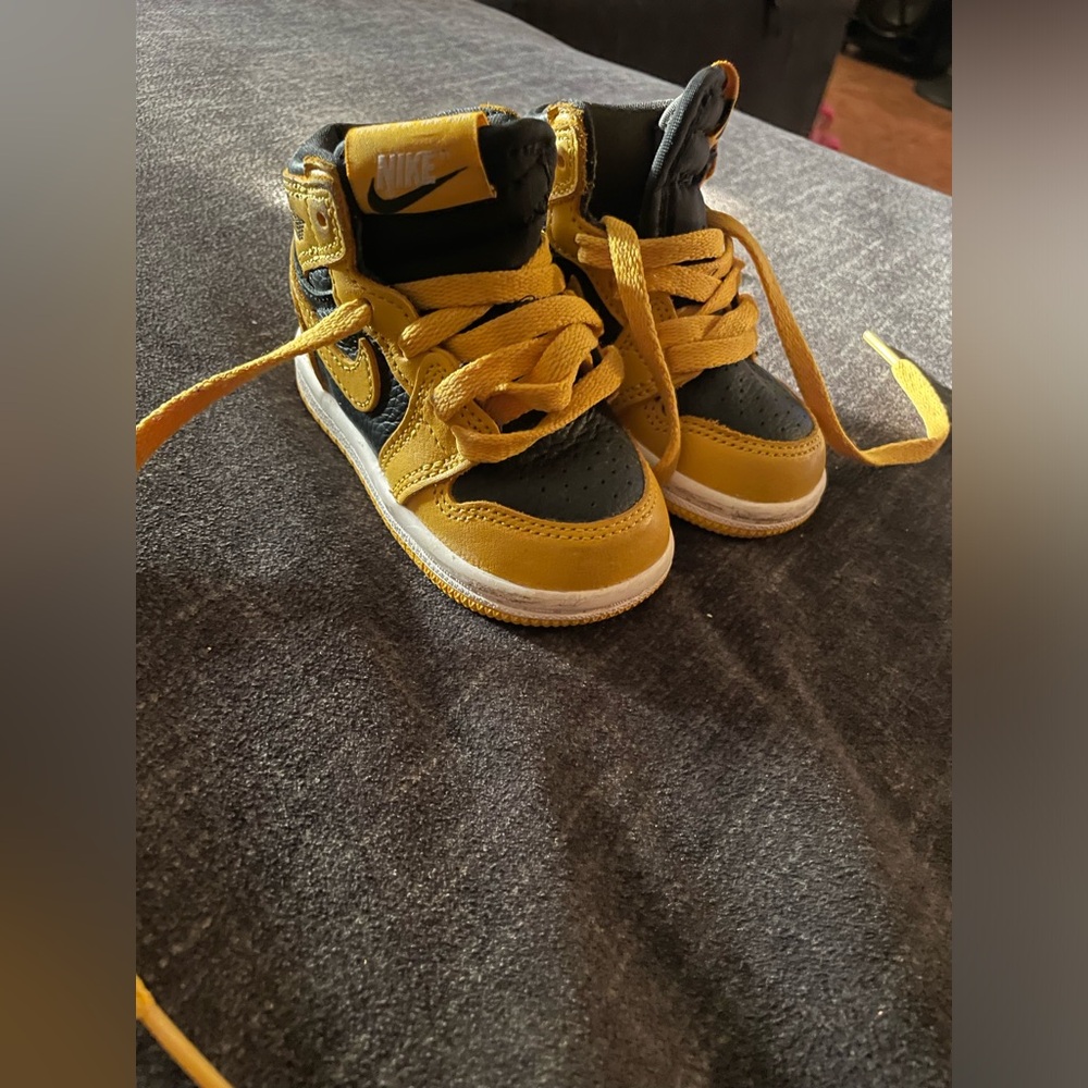 Baby shoes 4c